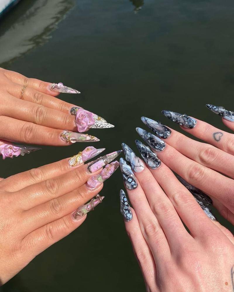 Instagram/nailsbylisak